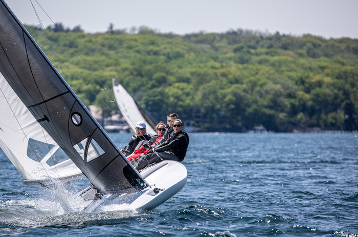 Melges E Scow – Melges Performance Sailboats